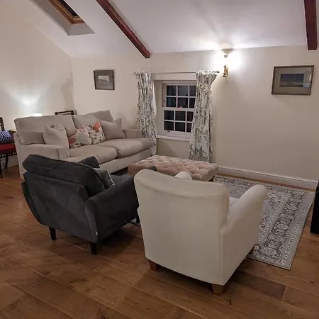 Skipton House Annex * Thirsk