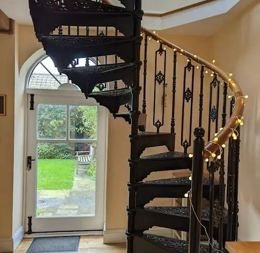 Skipton House Annex 아파트 *